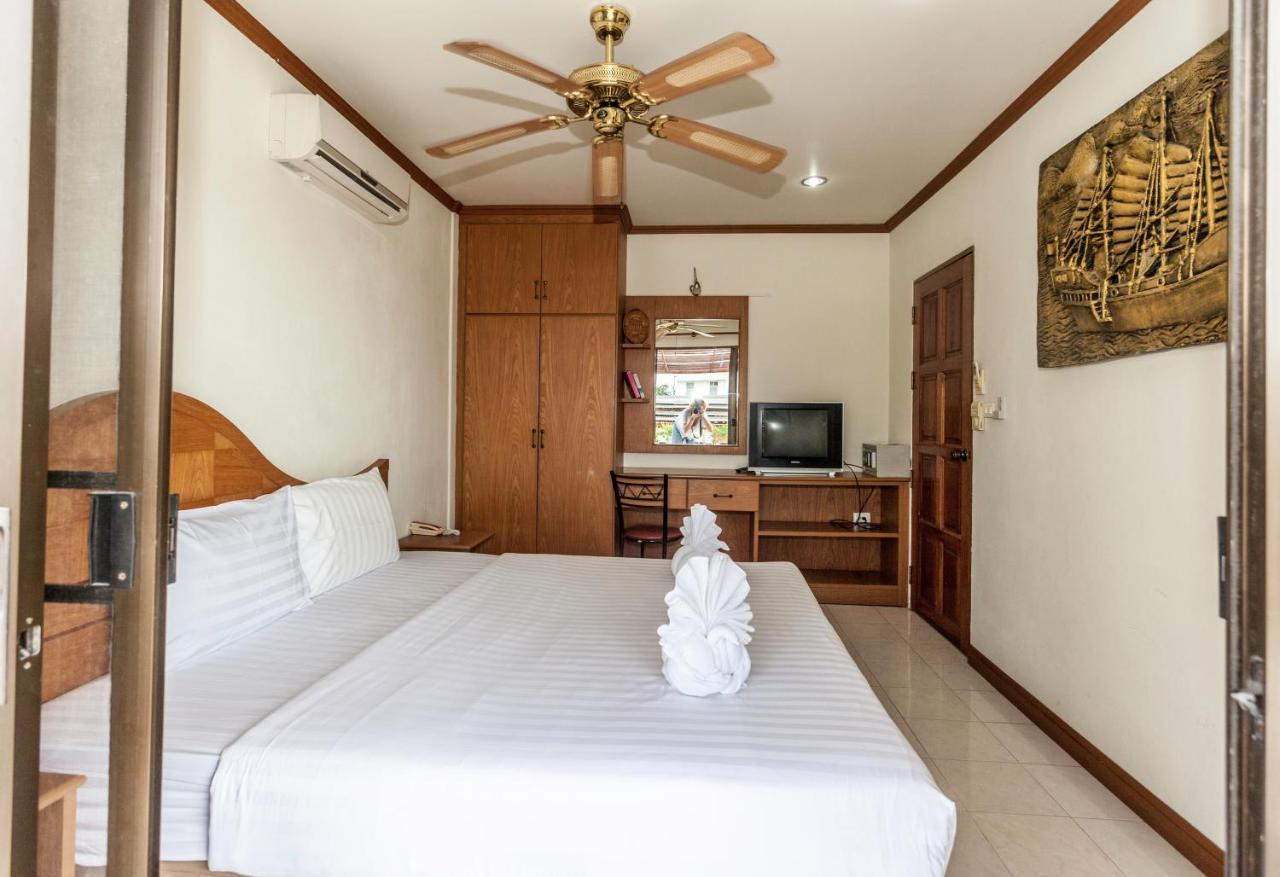 Andaman Sea Patong Hotel Kültér fotó